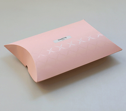 Самосборная коробка для парфюмерии, картон с печатью Пантоном